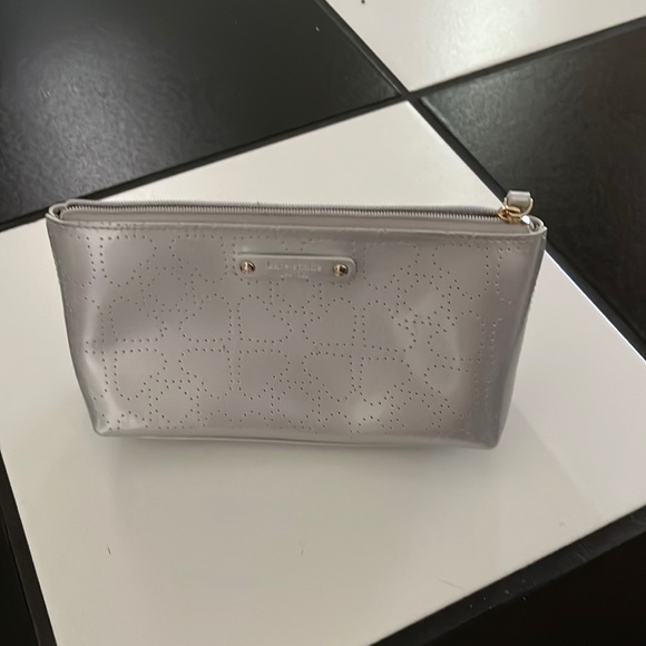 Kate Spade Handbags - Kate Spade metro bag new never used